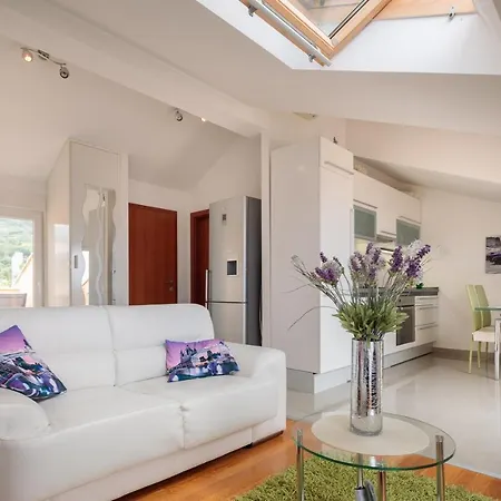 Apartment Leani Podstrana